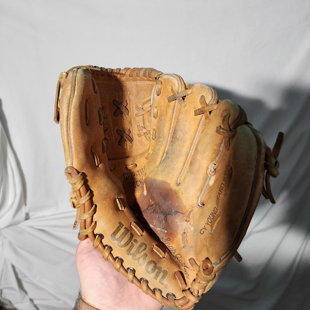 Wilson A2275 Youth Barry Bonds Split Hinge 10-1/2" Baseball Glove RHT